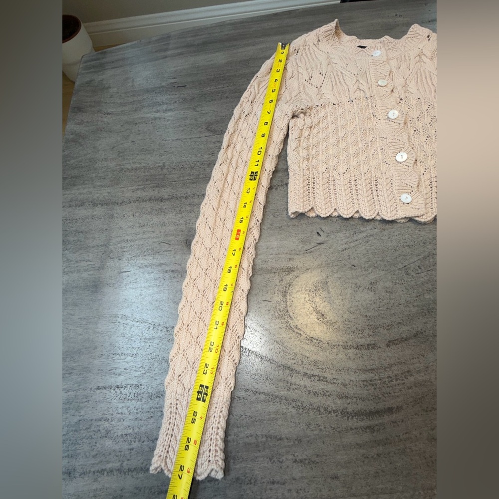 House of Harlow 1960 Cropped Cardigan XS Tan Boho Scallop Knit Y2K - Picture 4 of 12